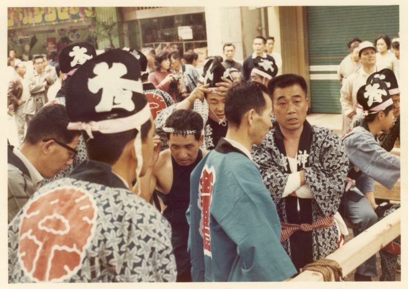 ��{�АV���U