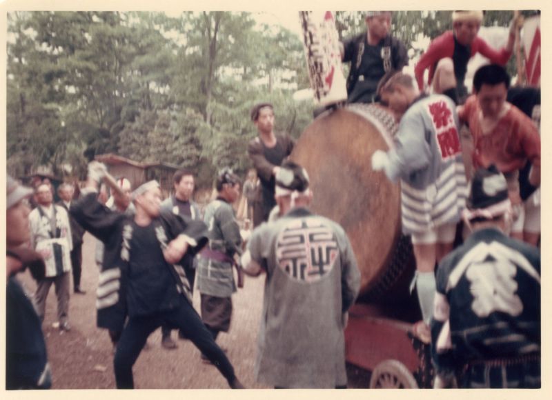 ��{�Б���